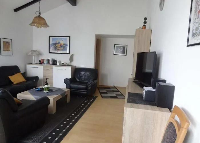 Eul K3 Completely Fenced Grosswurden